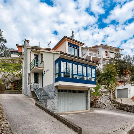 Casa Sumidoriu En El Precioso Pueblo Costero De Ba *